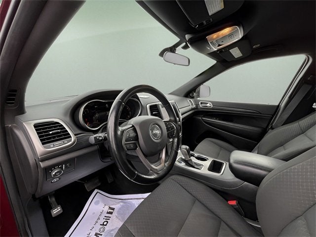 2020 Jeep Grand Cherokee Laredo E