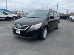 2013 Volkswagen Routan SE w/RSE & Navigation