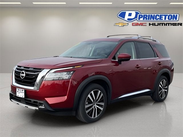 2023 Nissan Pathfinder Platinum