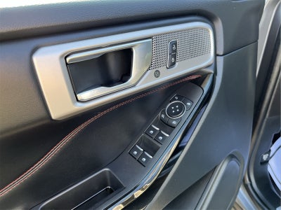 2024 Ford Explorer ST-Line