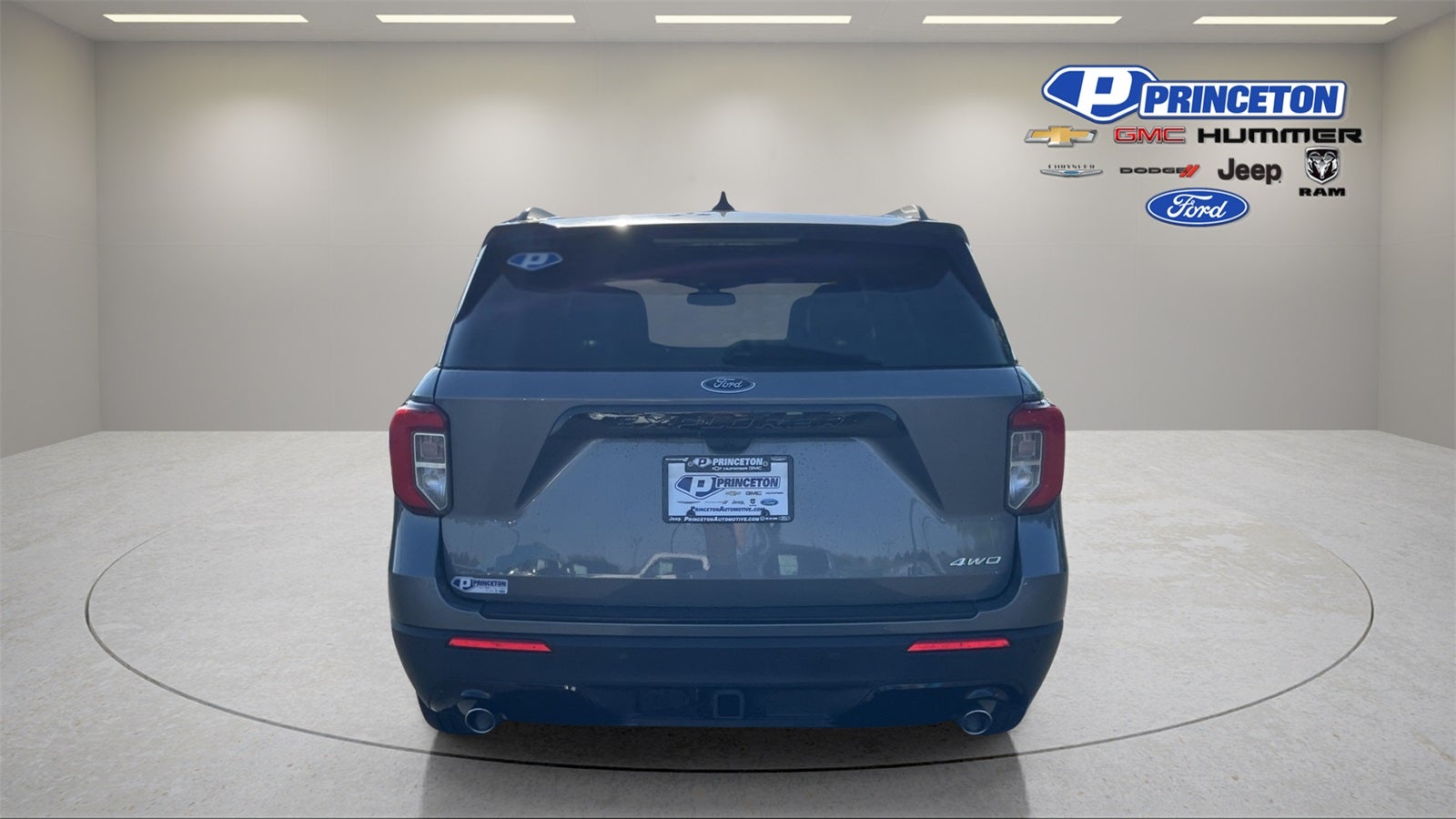 2024 Ford Explorer ST-Line