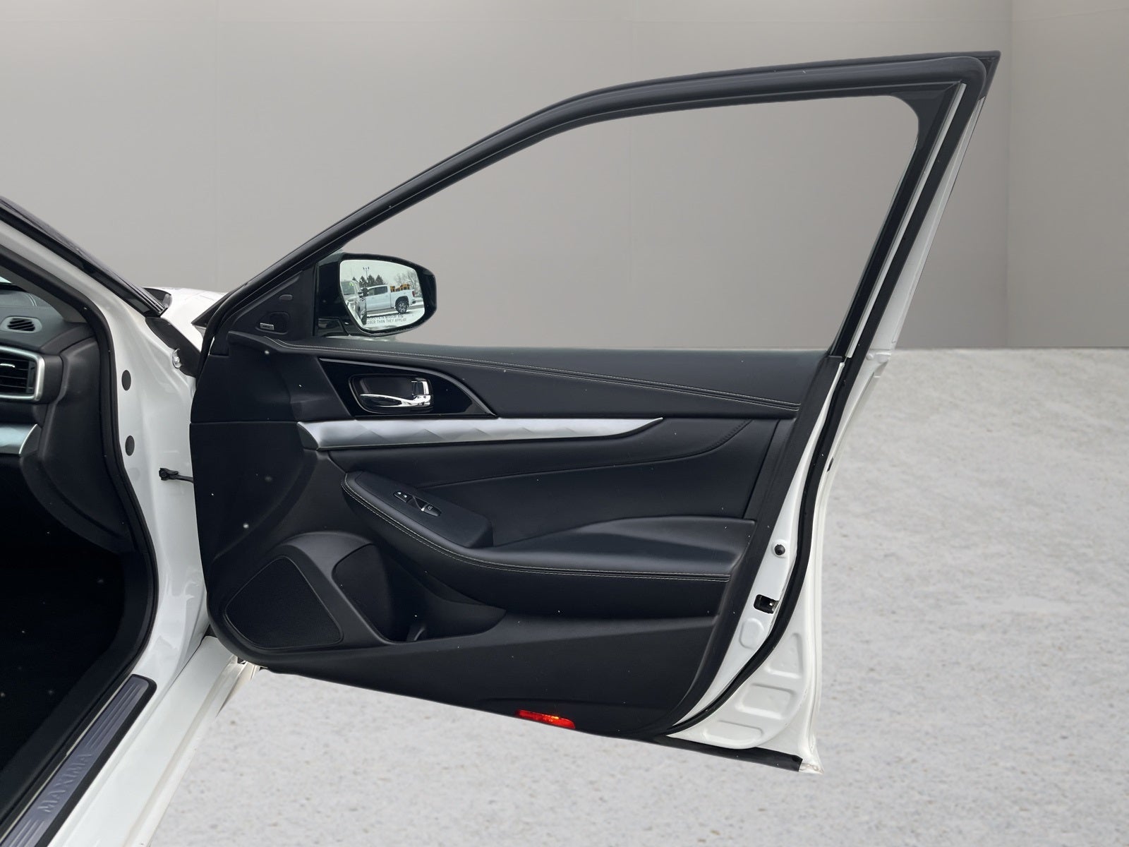 2023 Nissan Maxima 3.5 SL