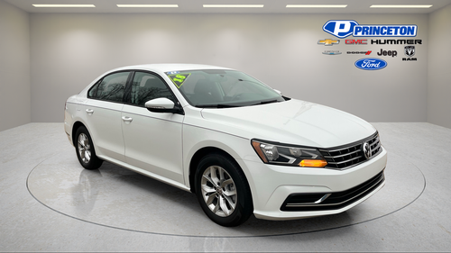 2018 Volkswagen Passat Base