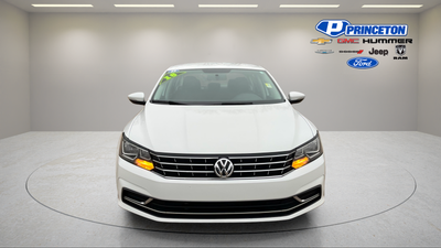 2018 Volkswagen Passat Base