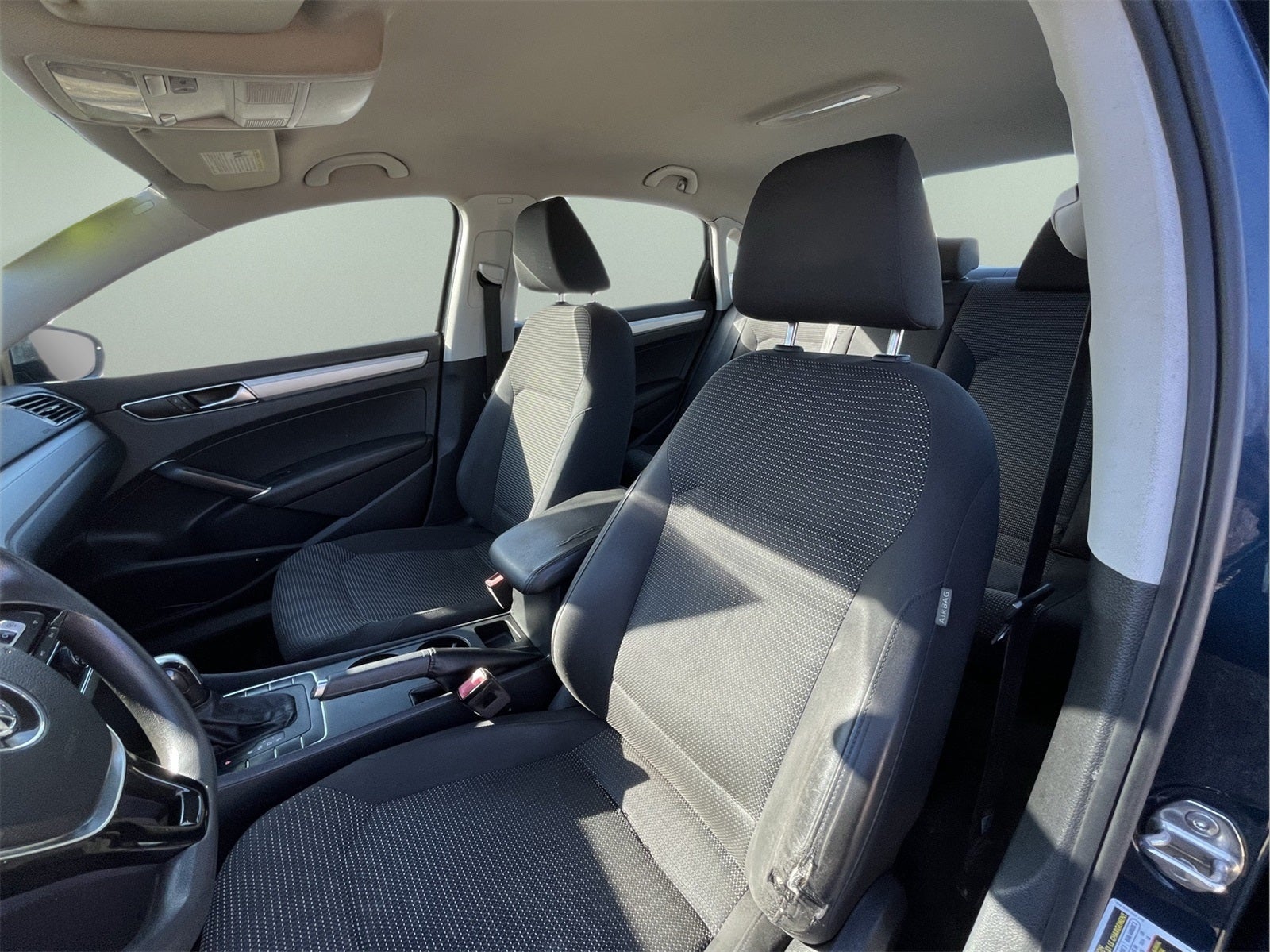 2018 Volkswagen Passat Base