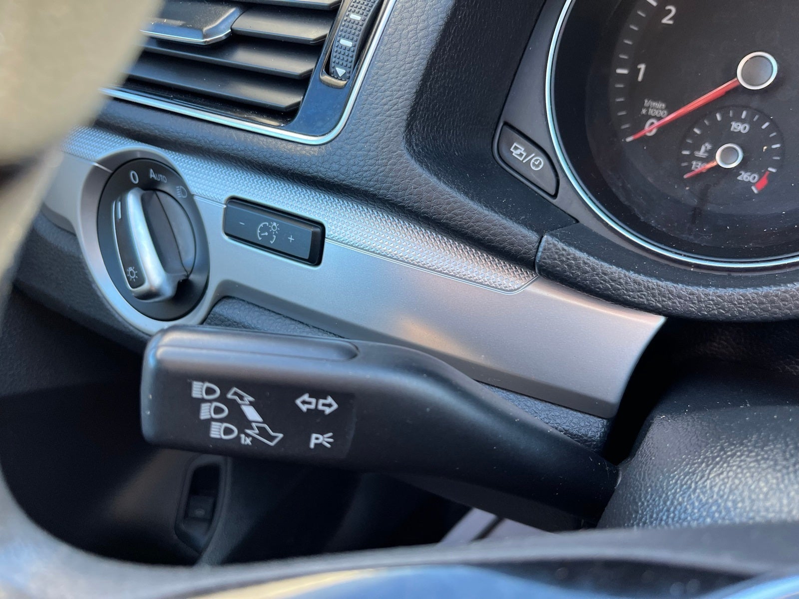 2018 Volkswagen Passat Base