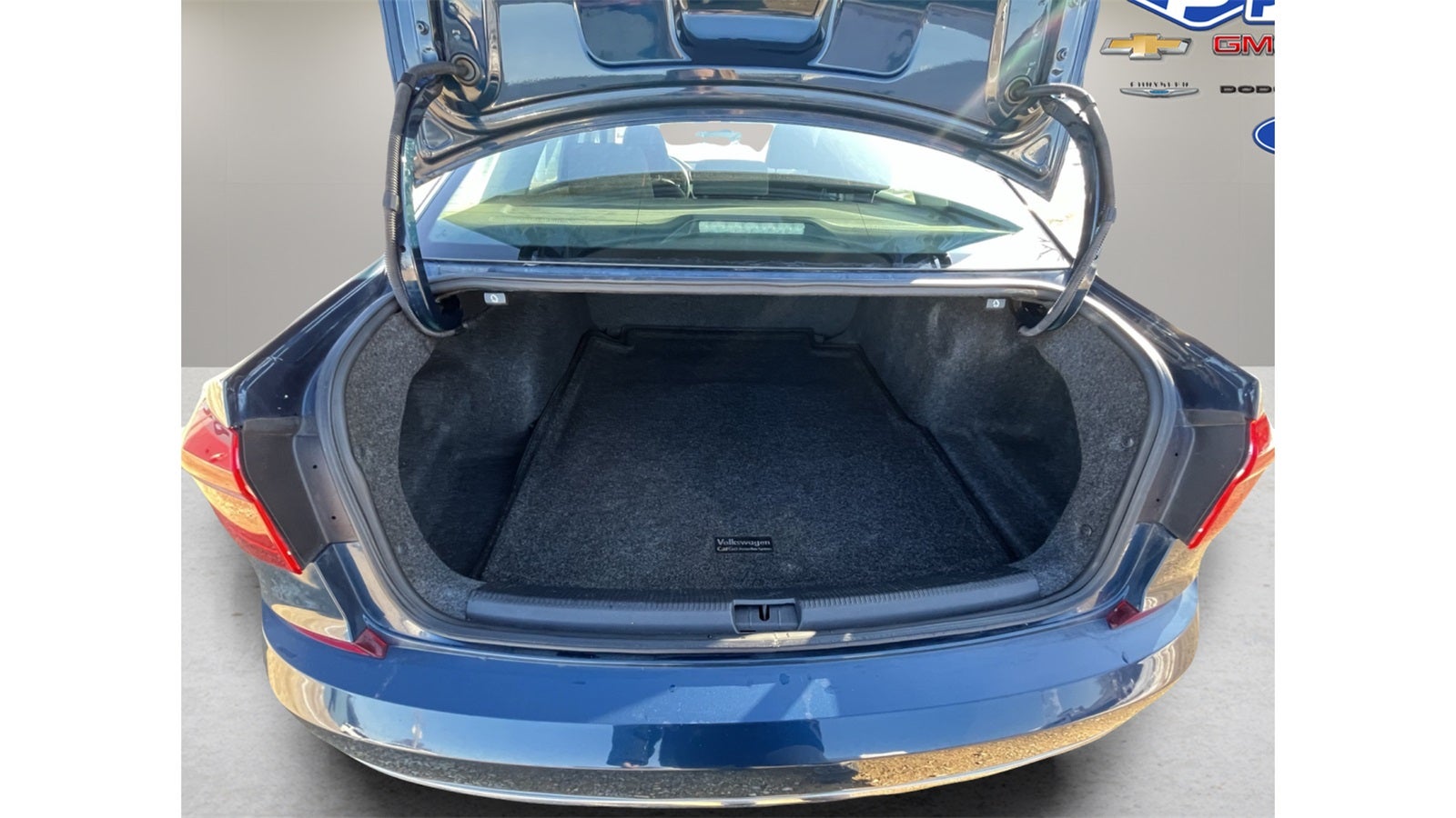 2018 Volkswagen Passat Base