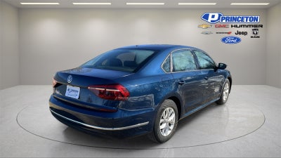 2018 Volkswagen Passat Base