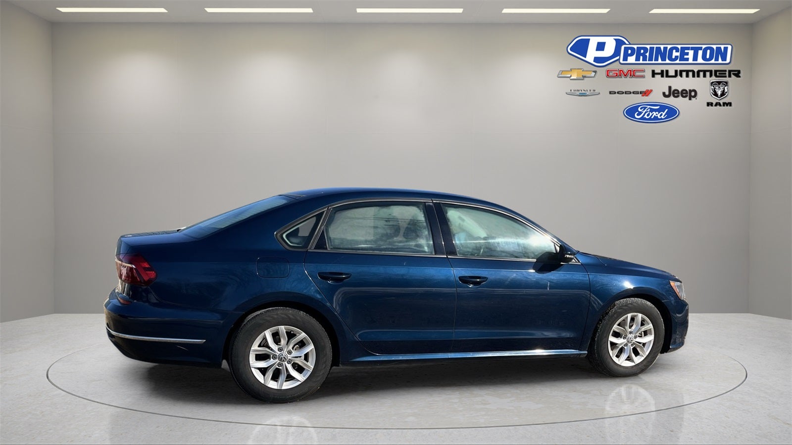 2018 Volkswagen Passat Base