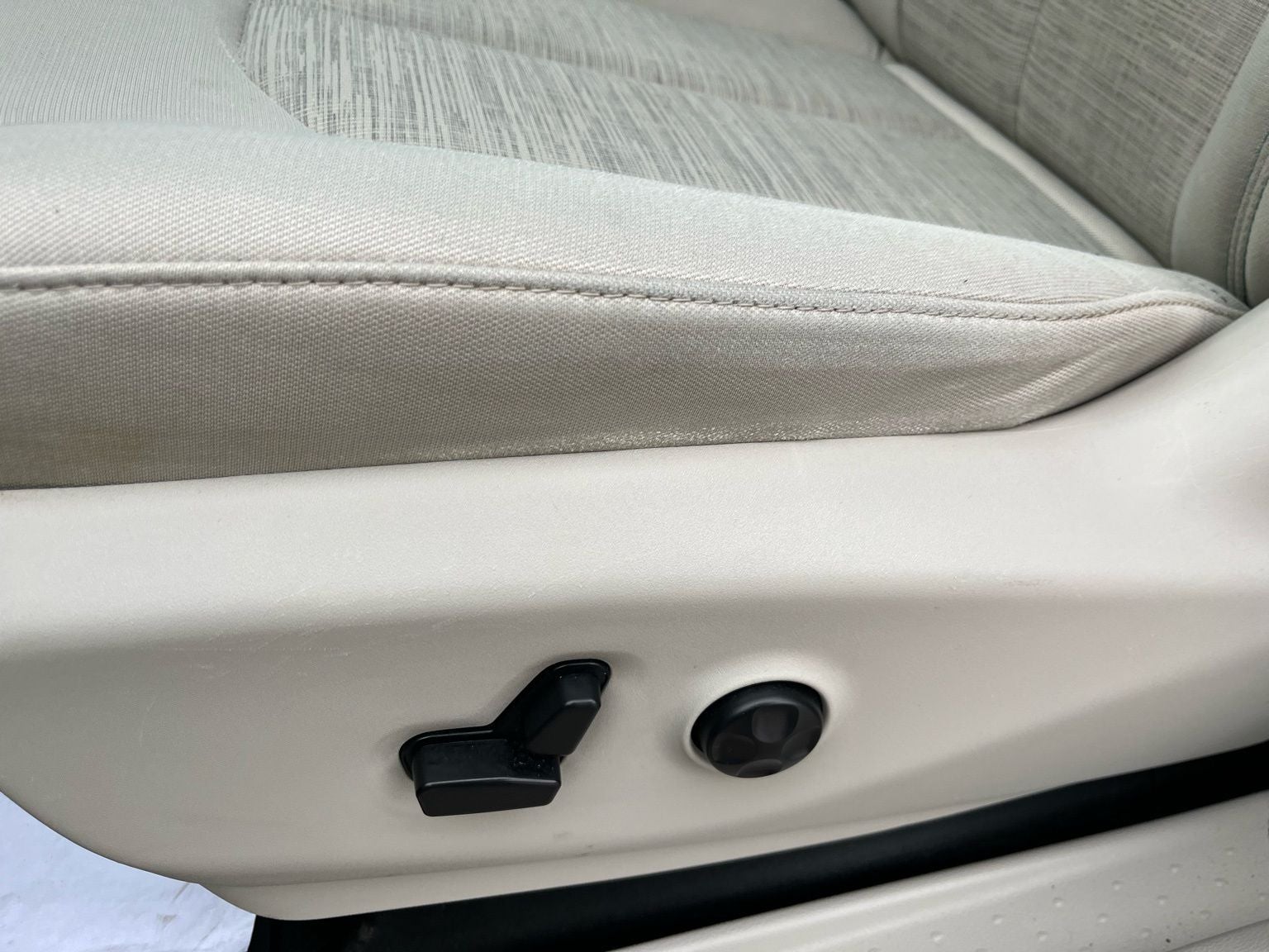 2018 Chrysler Pacifica Hybrid Touring Plus