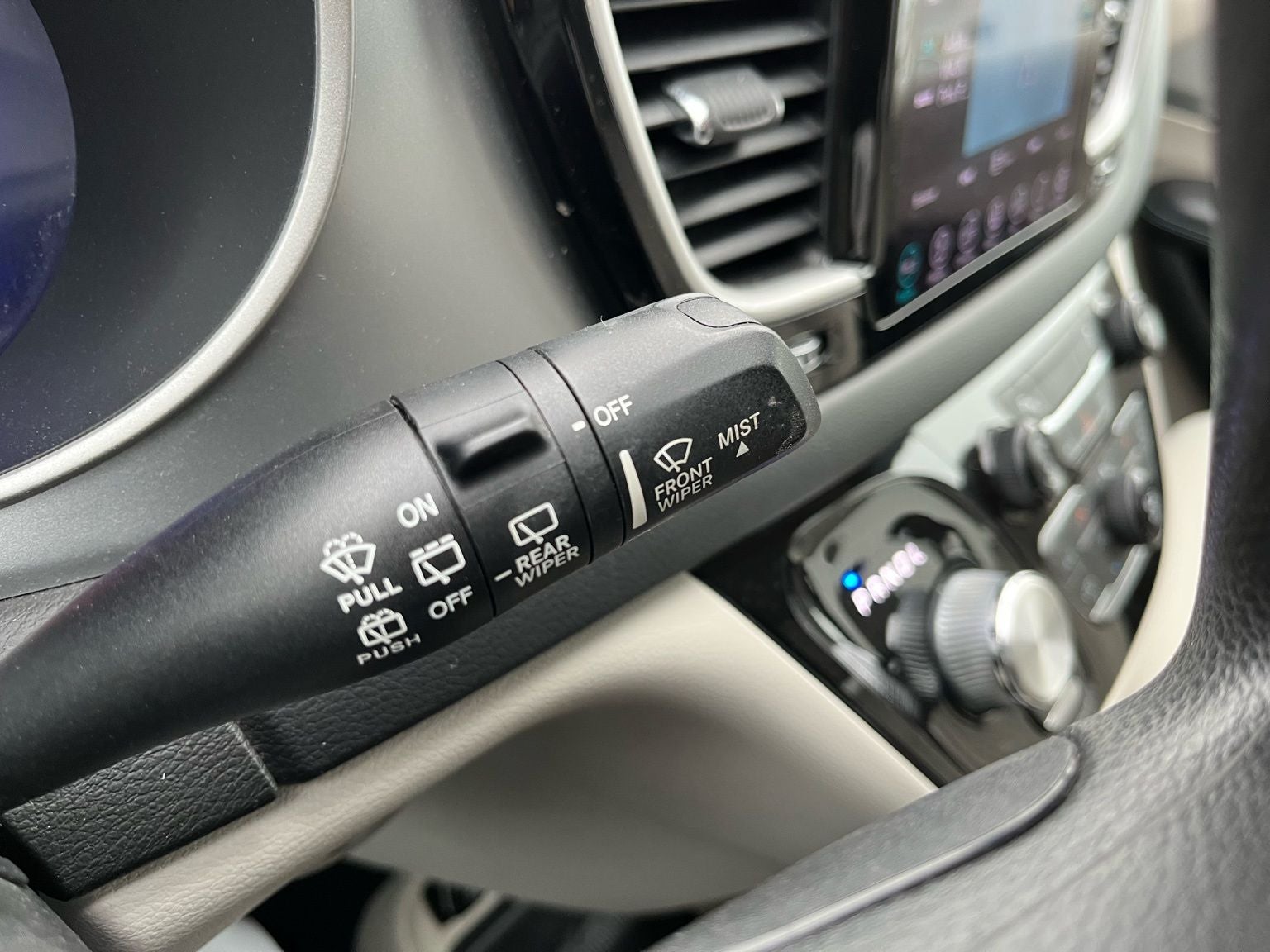 2018 Chrysler Pacifica Hybrid Touring Plus