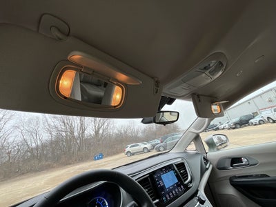 2018 Chrysler Pacifica Hybrid Touring Plus