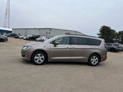 2018 Chrysler Pacifica Hybrid Touring Plus