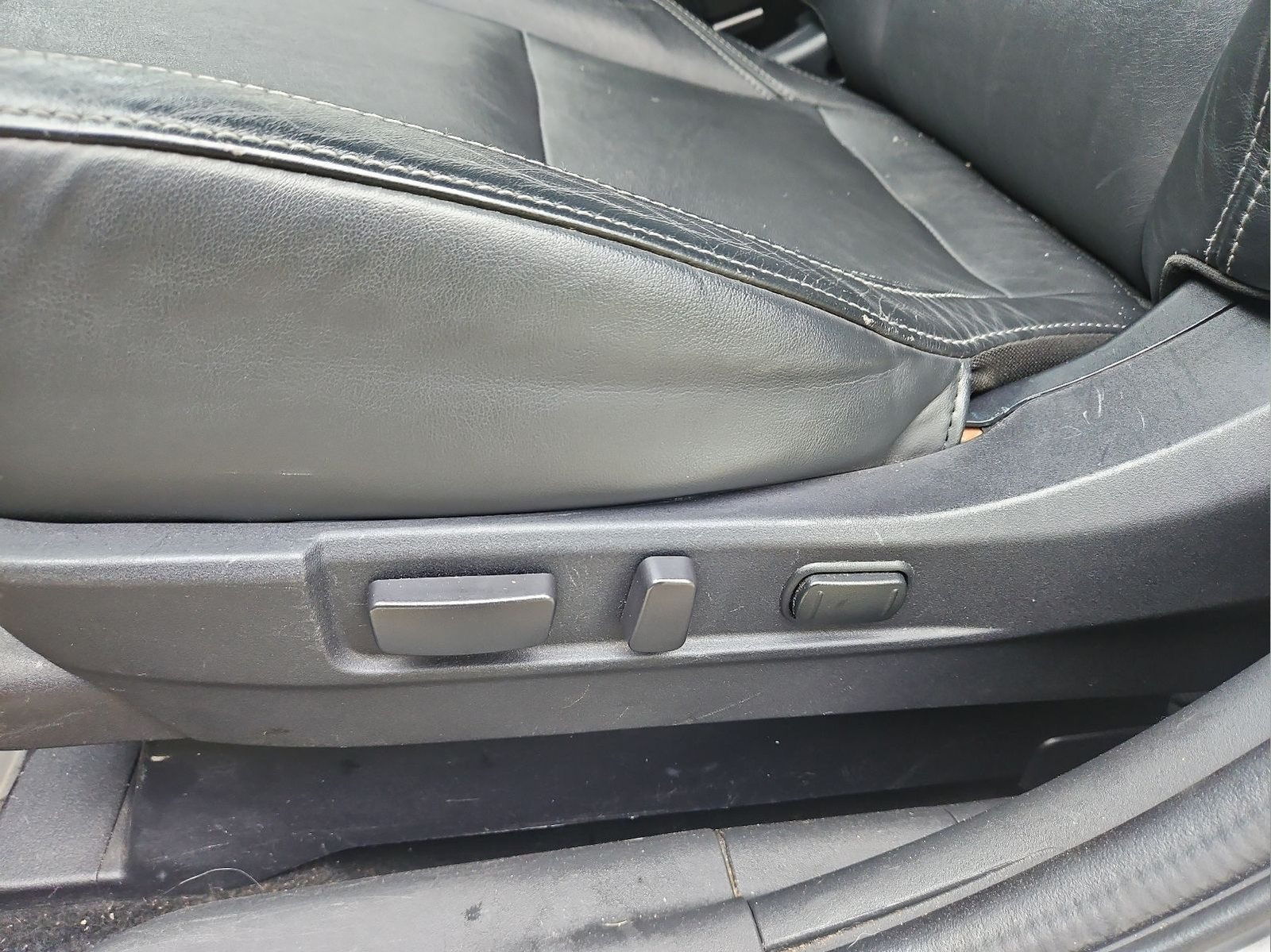 2022 Mitsubishi Outlander PHEV SEL