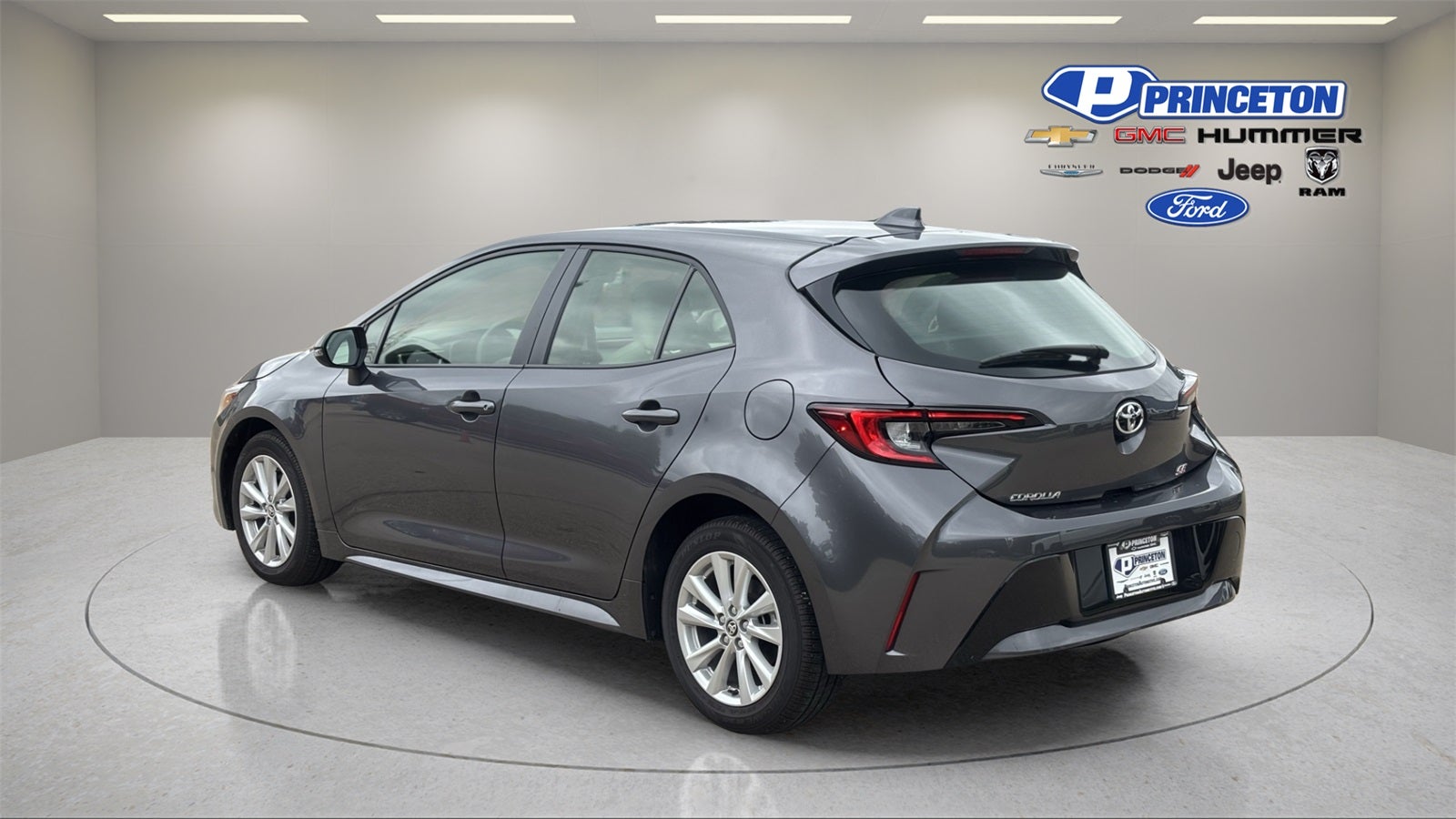 2024 Toyota Corolla Hatchback SE