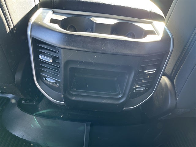 2022 RAM 1500 Big Horn Quad Cab 4x4 6'4' Box