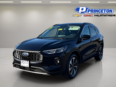 2025 Ford Escape Platinum