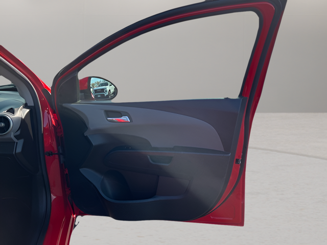 2015 Chevrolet Sonic LT Auto