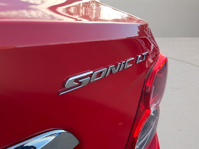 2015 Chevrolet Sonic LT Auto