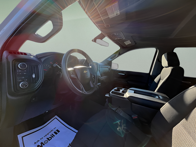 2021 Chevrolet Silverado 1500 4WD Crew Cab Short Bed Custom