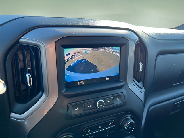 2021 Chevrolet Silverado 1500 4WD Crew Cab Short Bed Custom