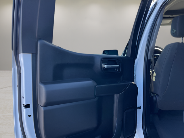 2021 Chevrolet Silverado 1500 4WD Crew Cab Short Bed Custom