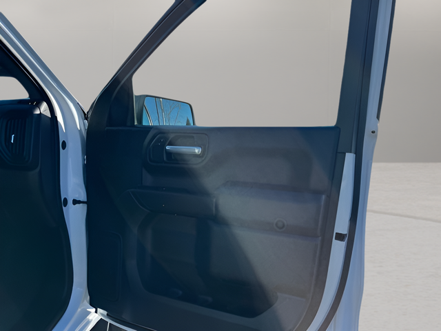 2021 Chevrolet Silverado 1500 4WD Crew Cab Short Bed Custom