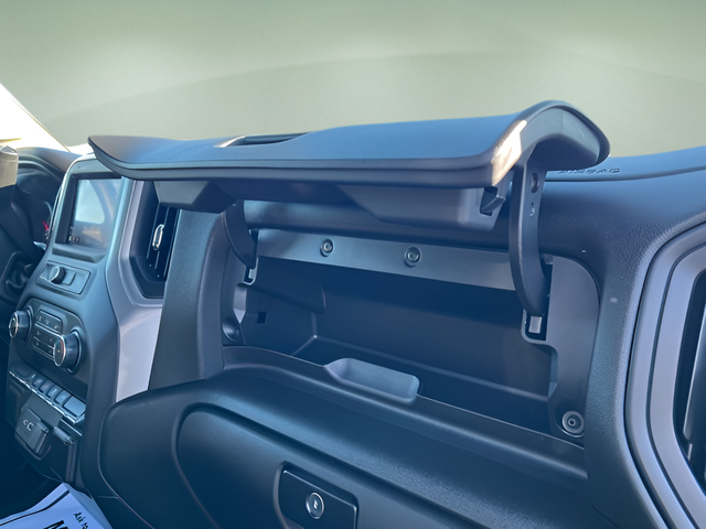 2021 Chevrolet Silverado 1500 4WD Crew Cab Short Bed Custom