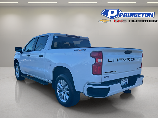 2021 Chevrolet Silverado 1500 4WD Crew Cab Short Bed Custom