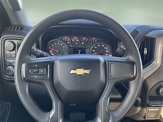 2021 Chevrolet Silverado 1500 4WD Double Cab Standard Bed Custom