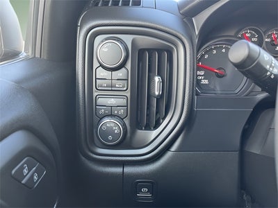 2021 Chevrolet Silverado 1500 4WD Double Cab Standard Bed Custom