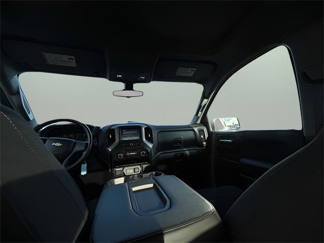 2021 Chevrolet Silverado 1500 4WD Double Cab Standard Bed Custom