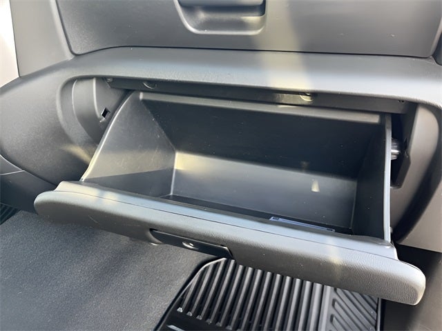 2021 Chevrolet Silverado 1500 4WD Double Cab Standard Bed Custom