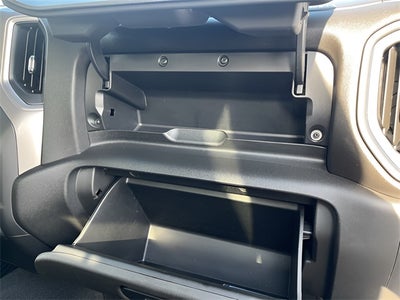 2021 Chevrolet Silverado 1500 4WD Double Cab Standard Bed Custom