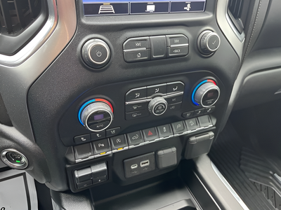 2020 Chevrolet Silverado 1500 4WD Crew Cab Short Bed LTZ