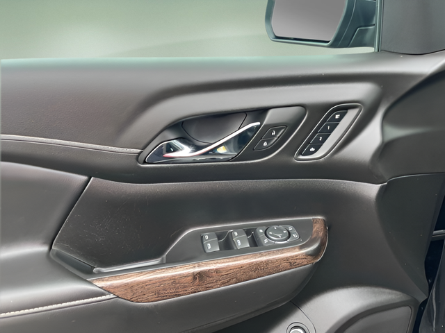 2023 GMC Acadia AWD Denali