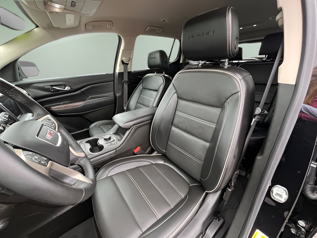 2023 GMC Acadia AWD Denali