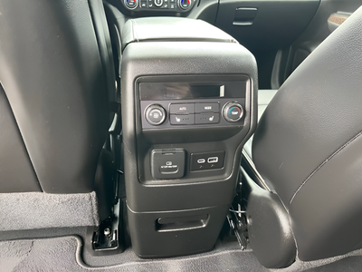 2023 GMC Acadia AWD Denali