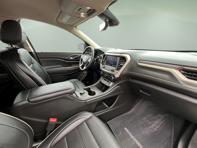 2023 GMC Acadia AWD Denali