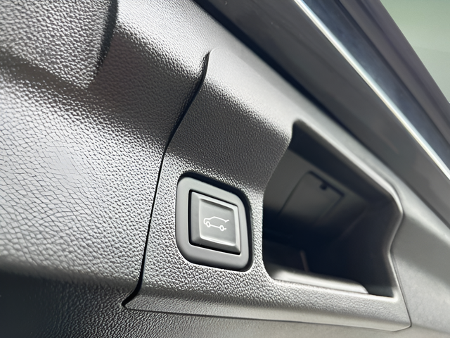 2023 GMC Acadia AWD Denali