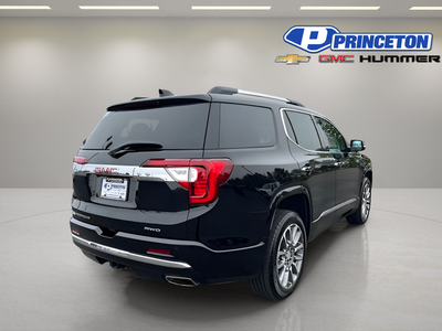 2023 GMC Acadia AWD Denali
