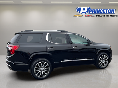 2023 GMC Acadia AWD Denali