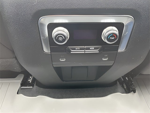 2023 GMC Yukon 4WD SLT