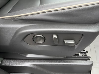 2023 GMC Yukon 4WD SLT