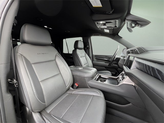 2022 GMC Yukon 4WD Denali