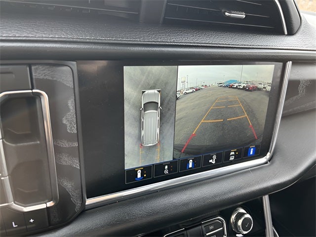 2023 GMC Yukon 4WD Denali