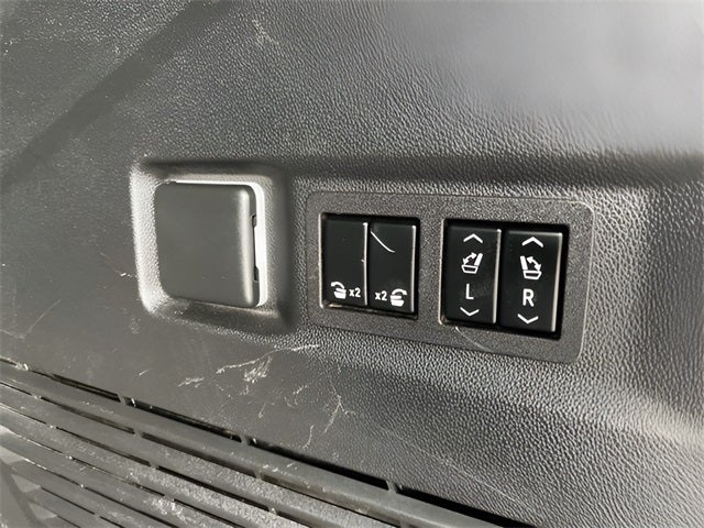 2023 GMC Yukon 4WD Denali