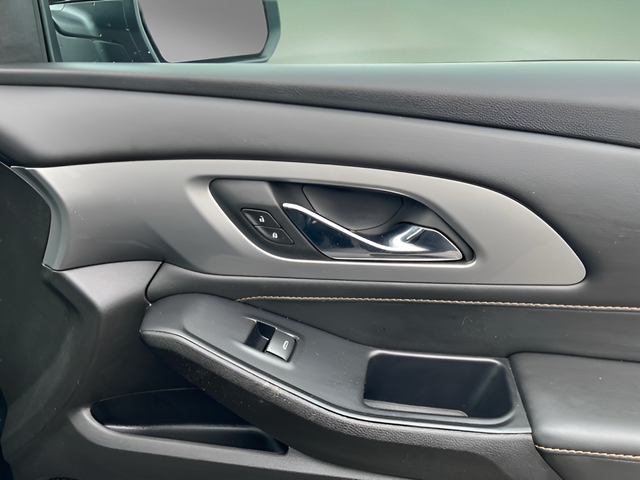 2021 Chevrolet Traverse FWD LT Cloth