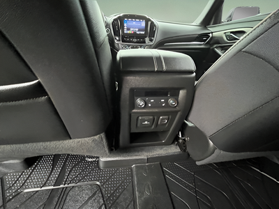 2023 Chevrolet Traverse AWD Premier