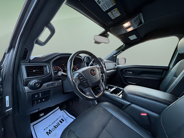 2021 Nissan TITAN Crew Cab PRO-4X 4x4